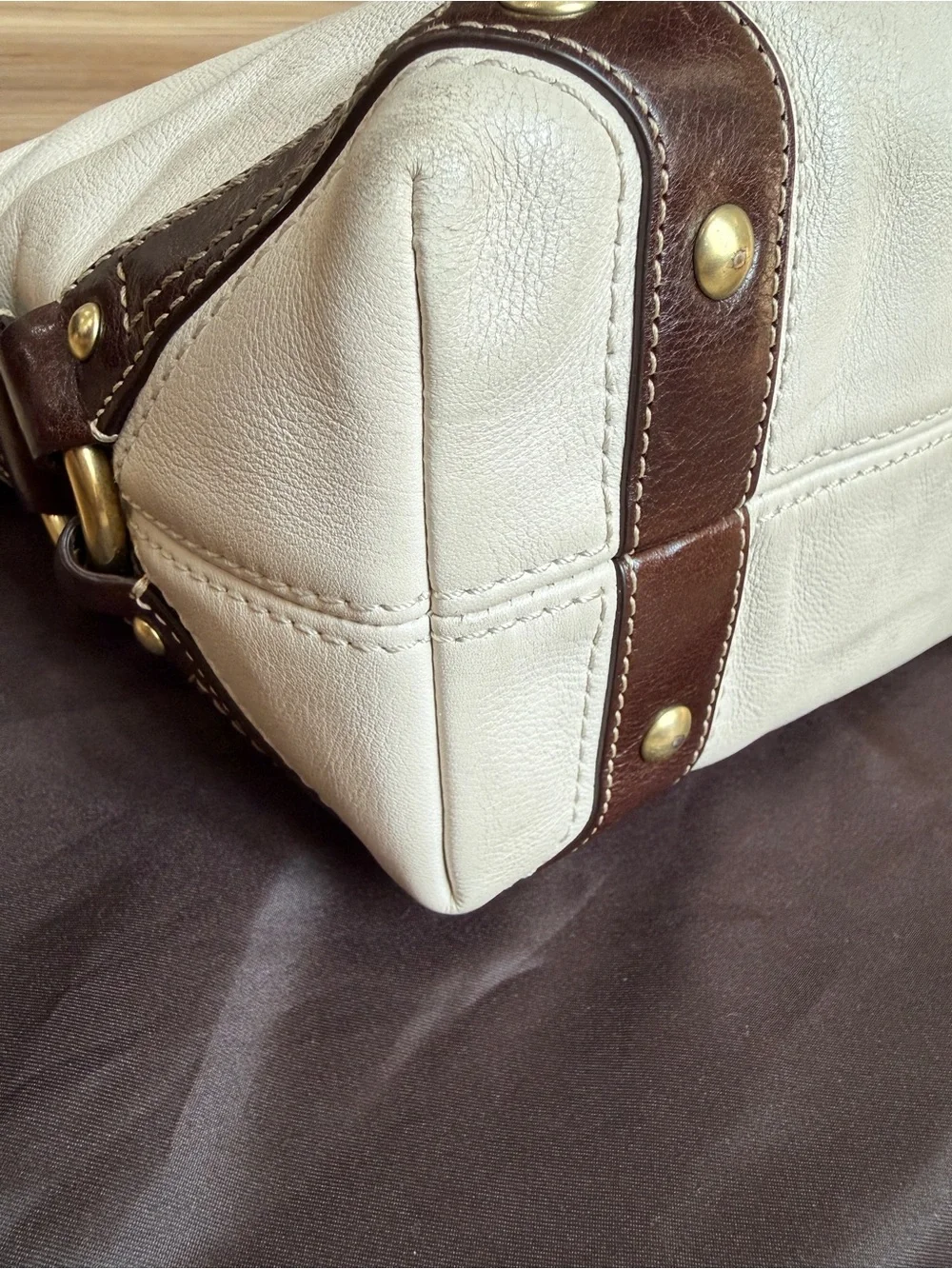 Vintage Coach Carly Leather Hobo Bag Off-White Leather Gold Hardware J0782-10615